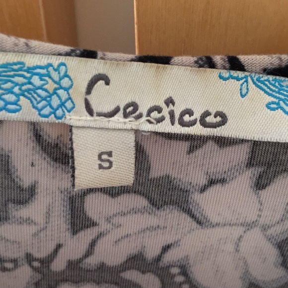 Bell Sleeve Long Sleeve Dress - Picture 4 of 4